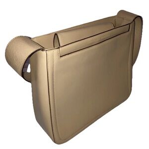 Adrienne Vittadini Camel tan hard leather Box business / city shoulder bag